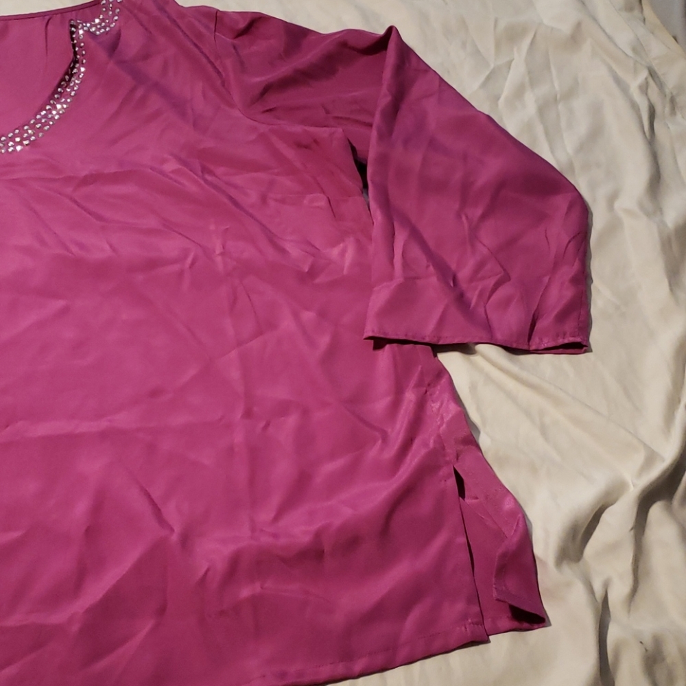 Avon Tunic Silky Pink Jewel neck - Picture 3 of 8